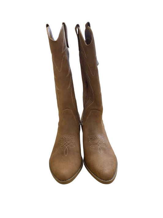 Boots Western By No Boundaries In Tan, Size: 10