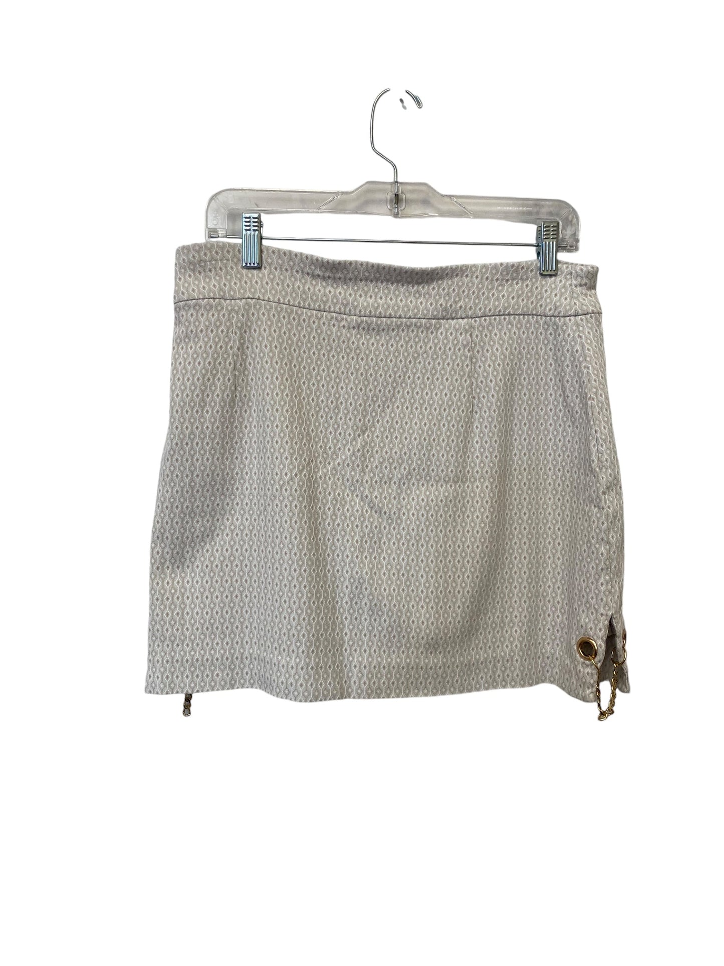 Skirt Mini & Short By Cato In Cream, Size: 12