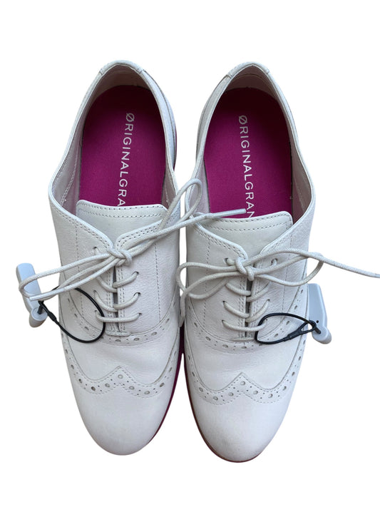 Shoes Flats By Cole-haan In White, Size: 9