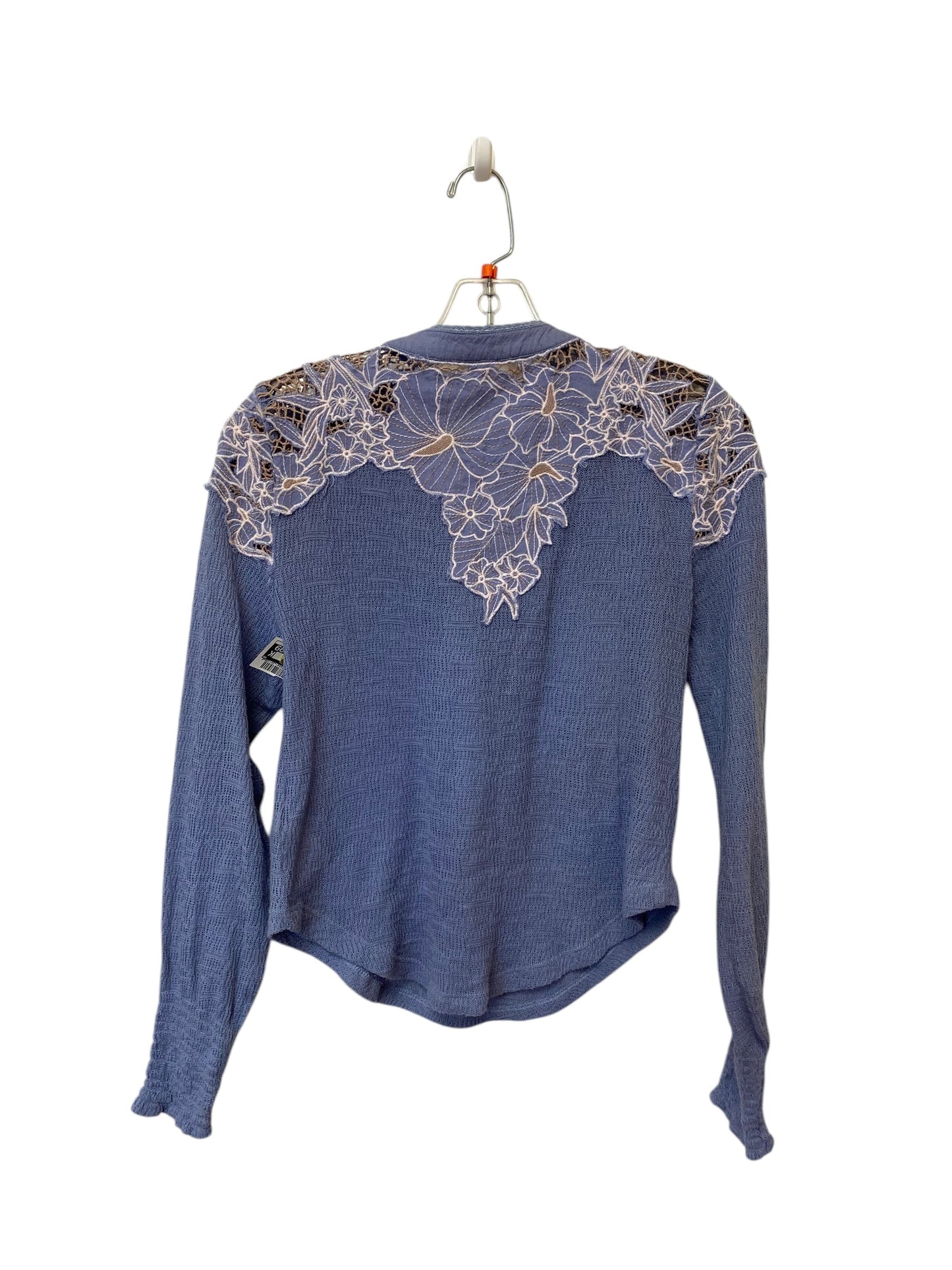 Top Long Sleeve By Free People In Blue, Size: Xs