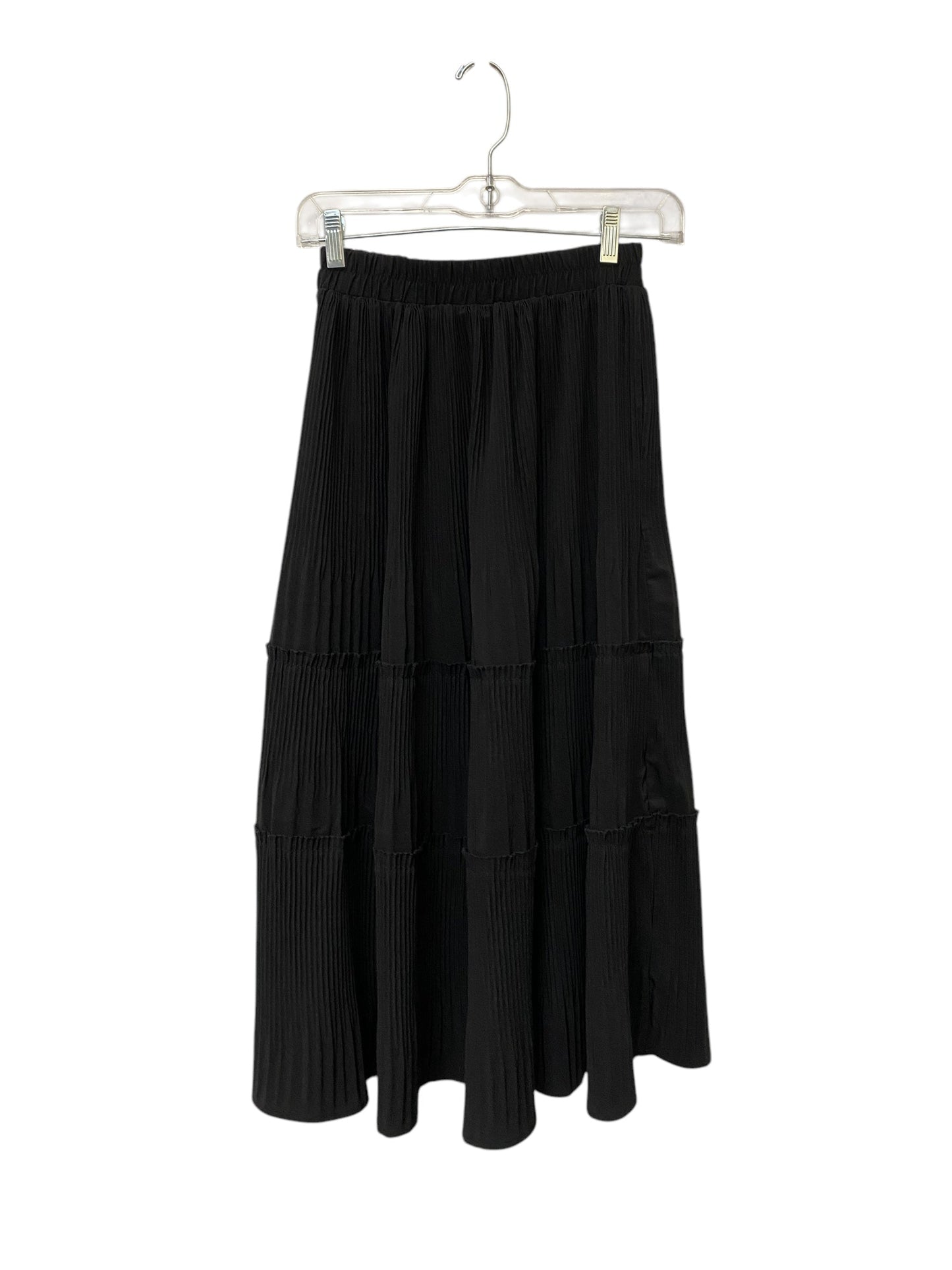 Skirt Maxi By Clothes Mentor In Black, Size: S