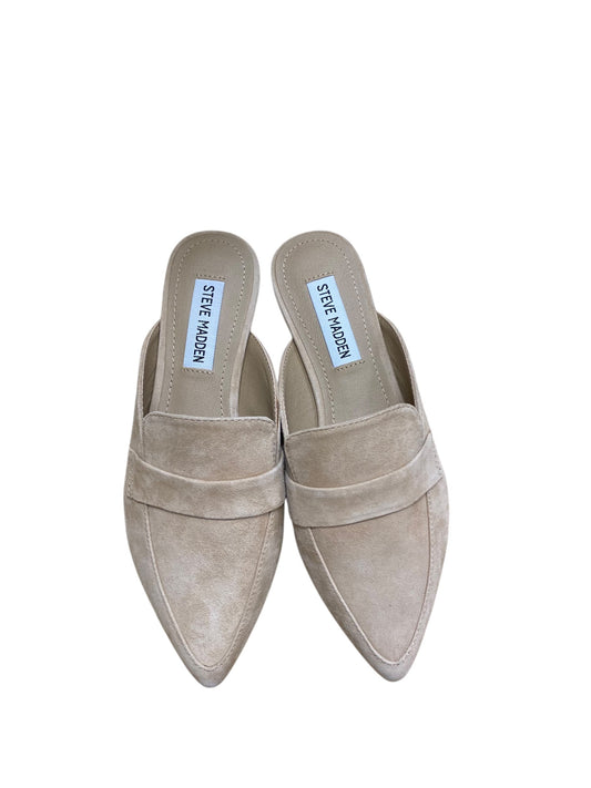 Shoes Flats By Steve Madden In Tan, Size: 5.5