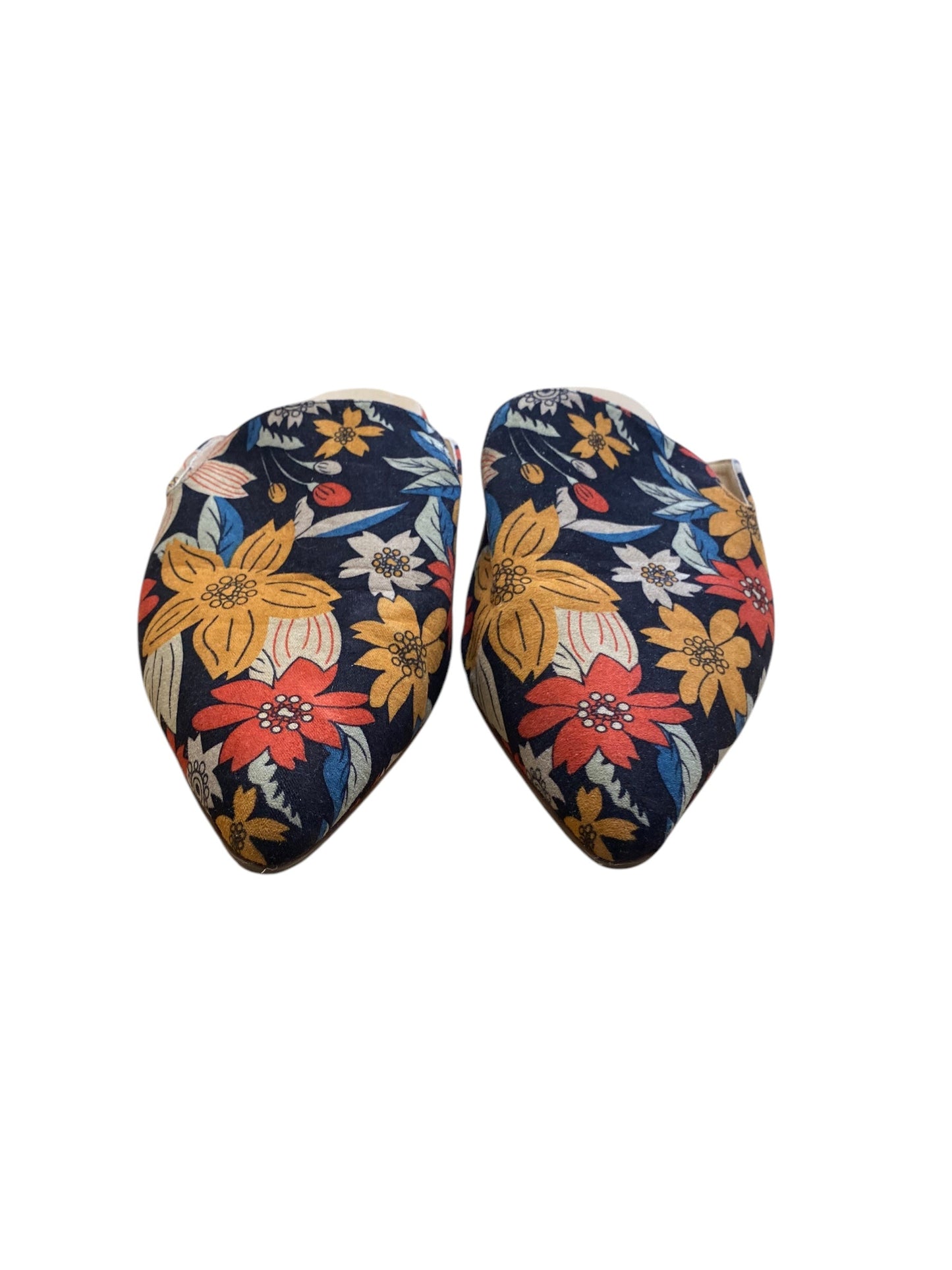 Shoes Flats By Clothes Mentor In Floral Print, Size: 9