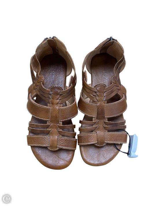 Sandals Flats By Bed Stu In Brown, Size: 6.5