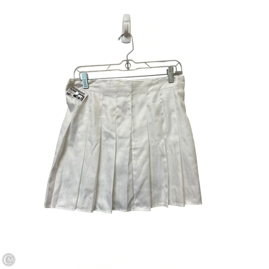 Skort By Cmf In White, Size: M
