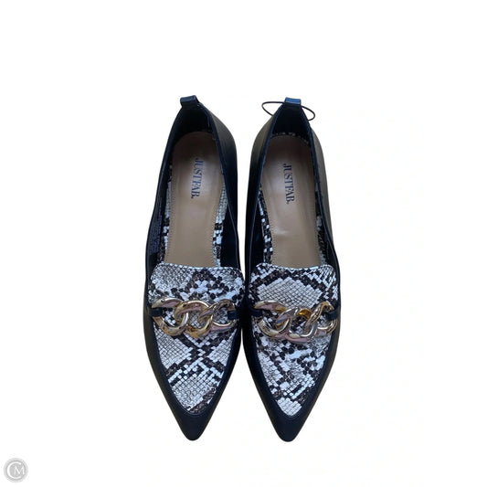 Shoes Flats By Just Fab In Snakeskin Print, Size: 8.5