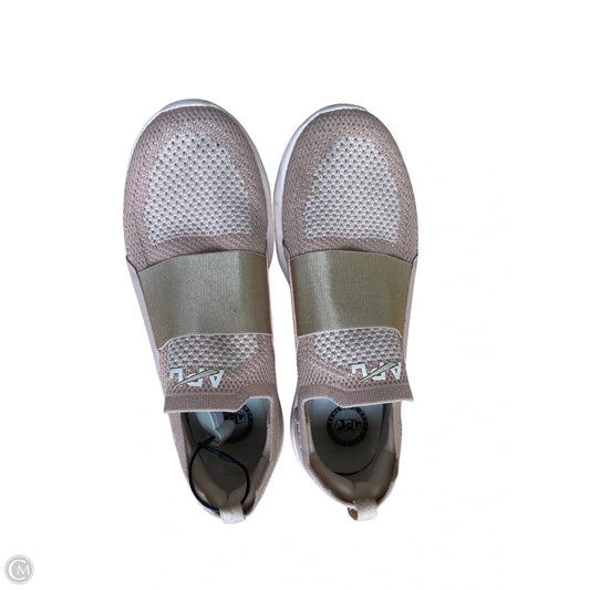 Shoes Athletic By Clothes Mentor In Pink, Size: 7.5