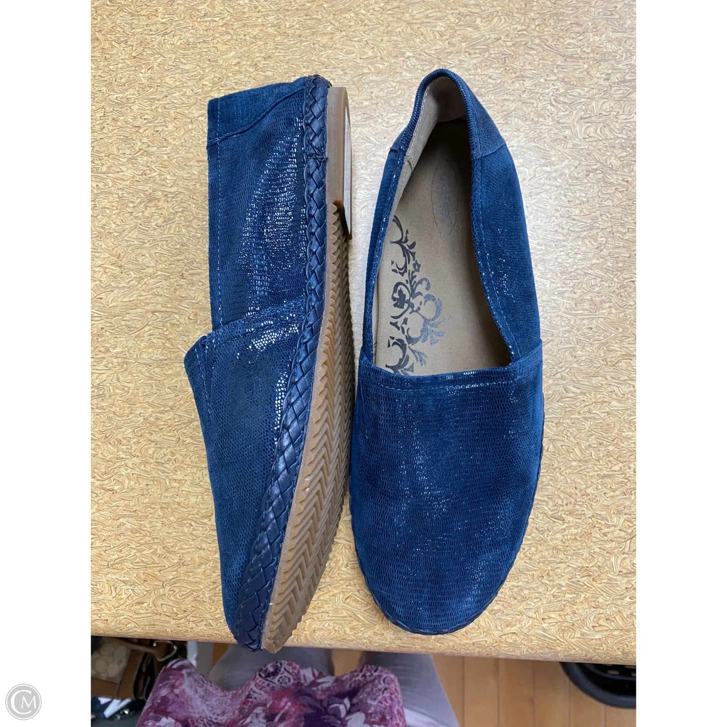 Shoes Flats By Aetrex In Blue, Size: 10