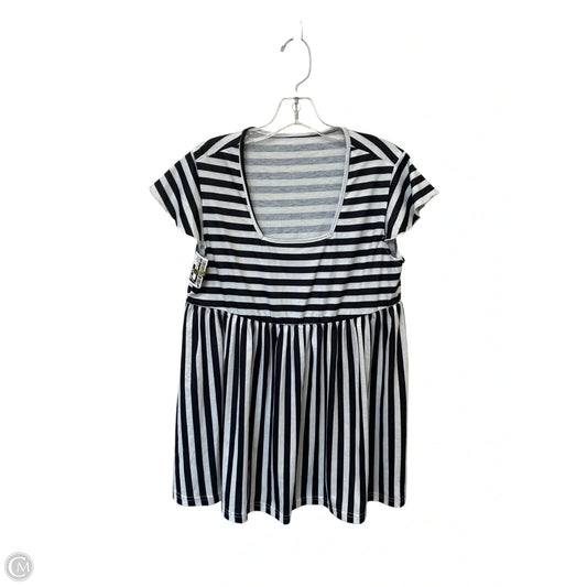 Maternity Top Short Sleeve By Cmf, Size: M