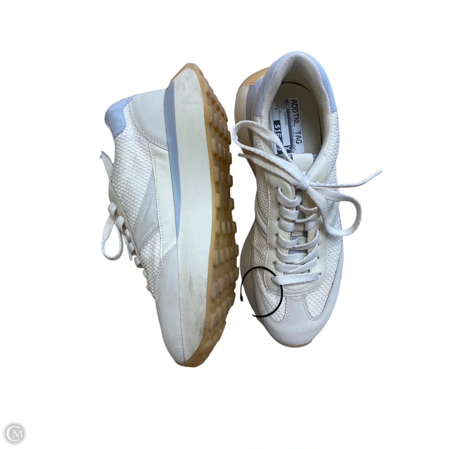 Shoes Sneakers By Zara In Cream, Size: 9