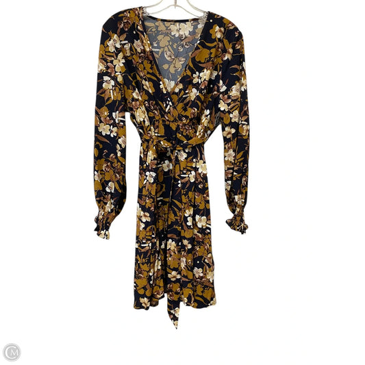 Dress Casual Short By Cmf In Floral Print, Size: L