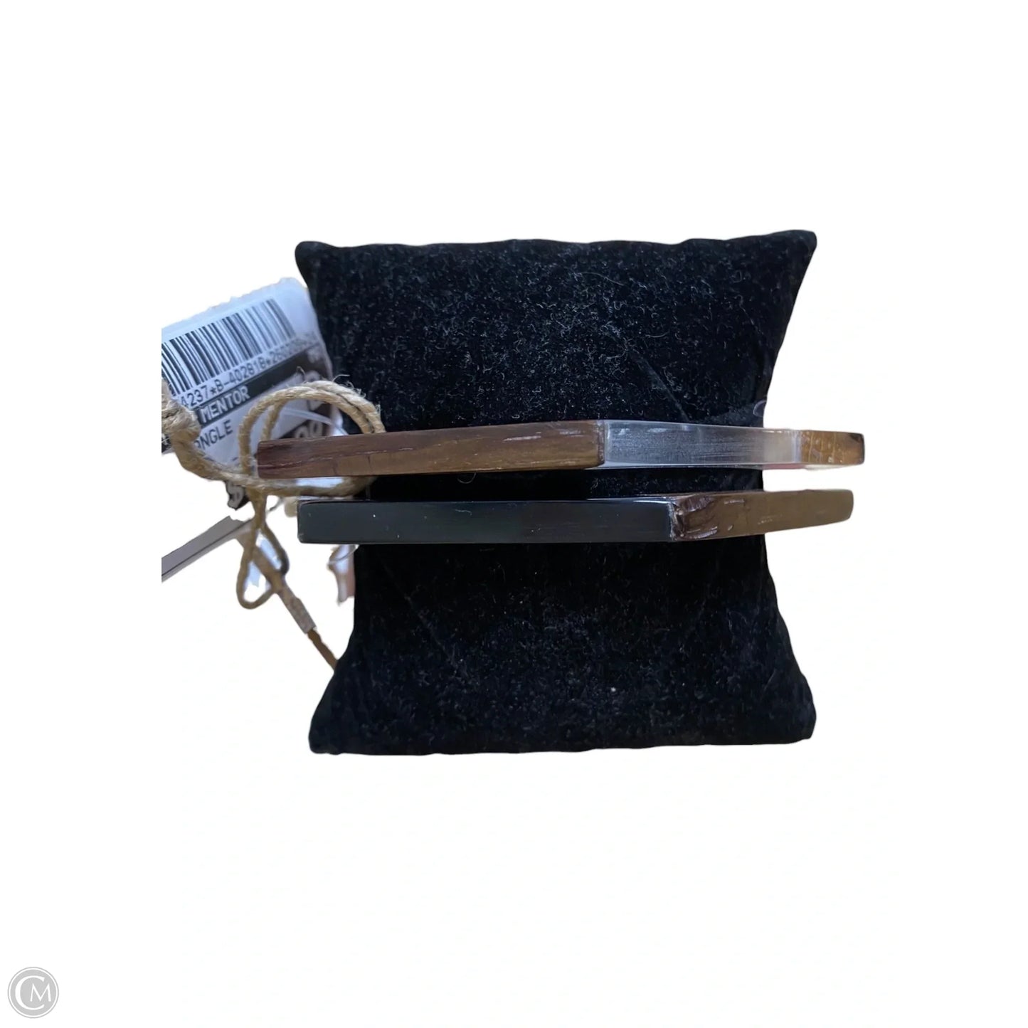 Bracelet Bangle By Clothes Mentor, Size: 02 Piece Set