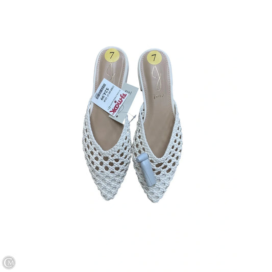 Shoes Flats By Joie In White, Size: 7