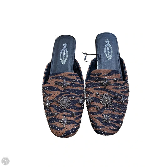 Shoes Flats By Cme In Animal Print, Size: 7.5