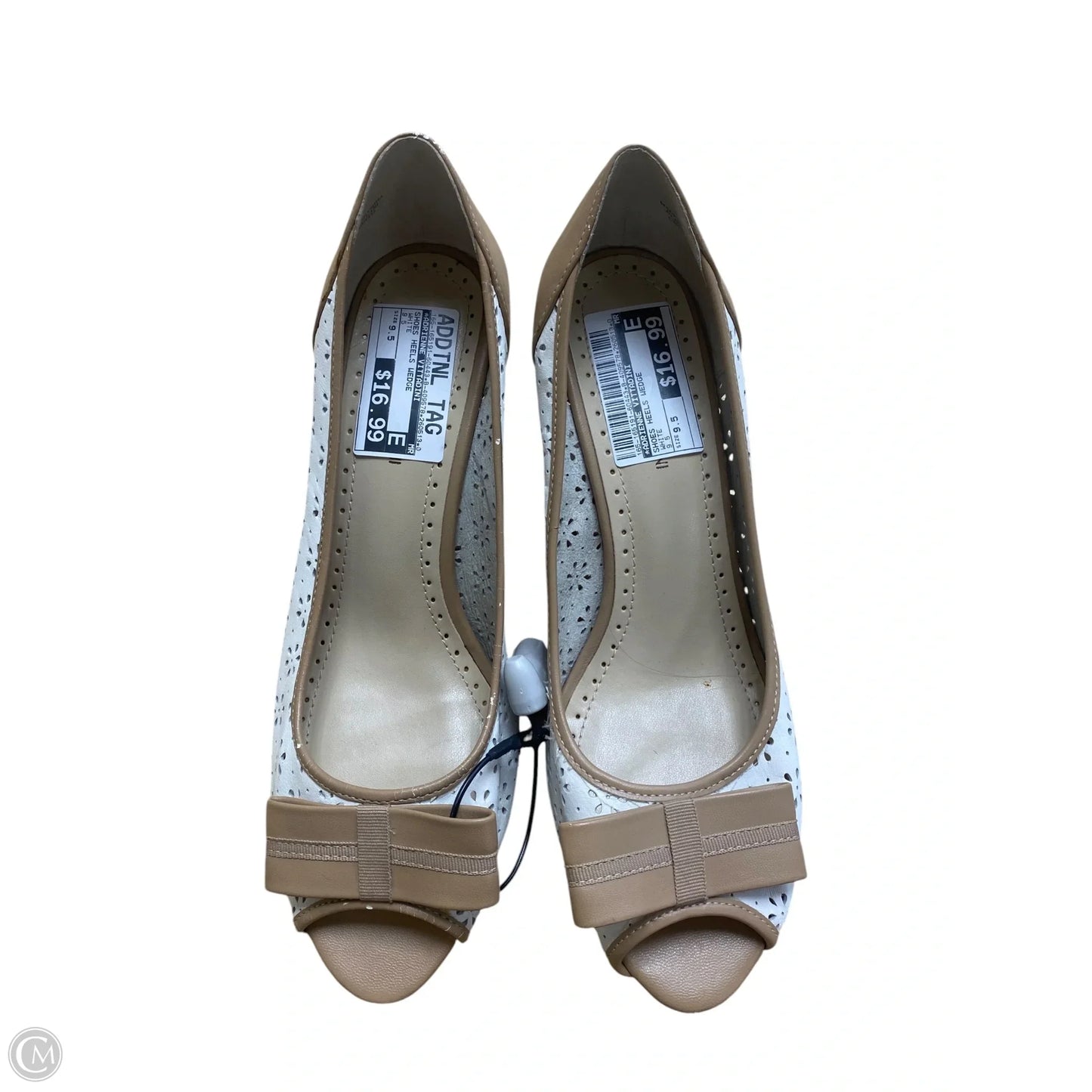 Shoes Heels Wedge By Adrienne Vittadini In White, Size: 9.5