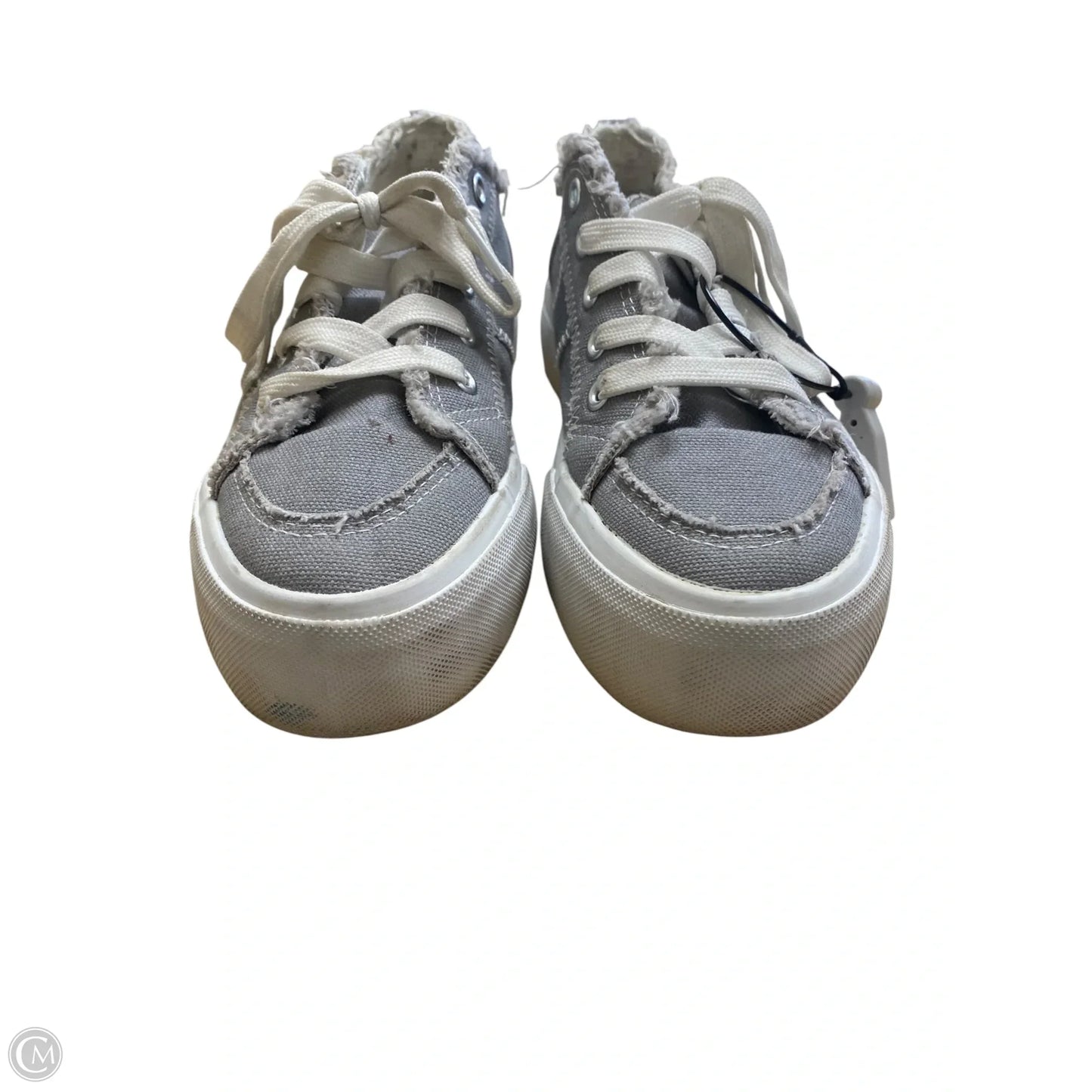 Shoes Sneakers By Cme In Grey, Size: 7