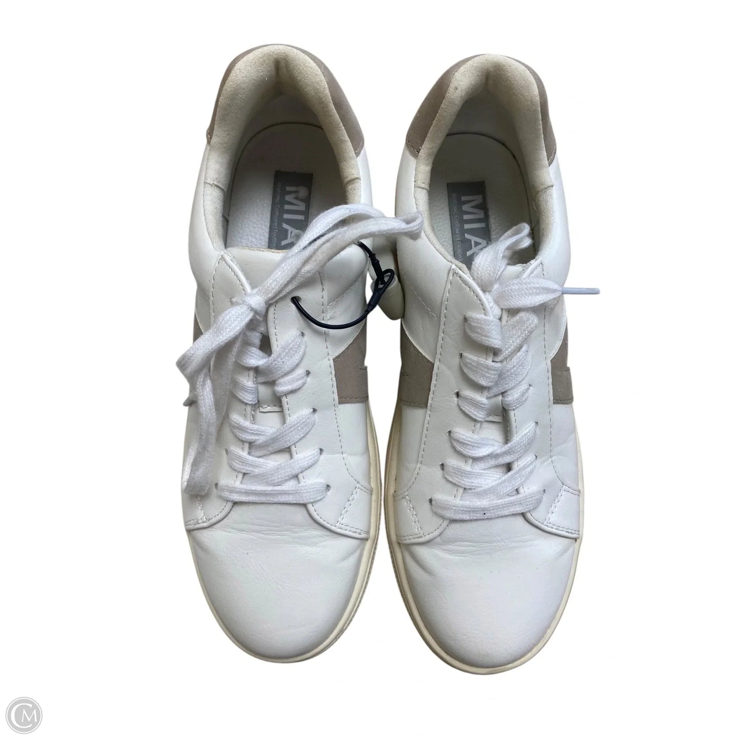 Shoes Sneakers By Mia In White, Size: 7.5