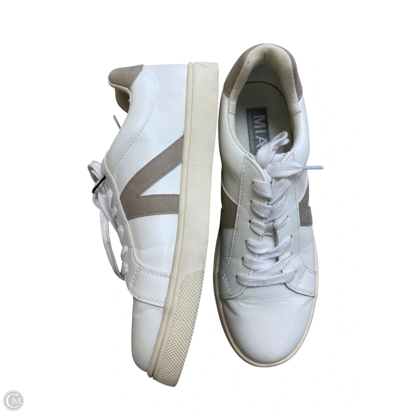 Shoes Sneakers By Mia In White, Size: 7.5