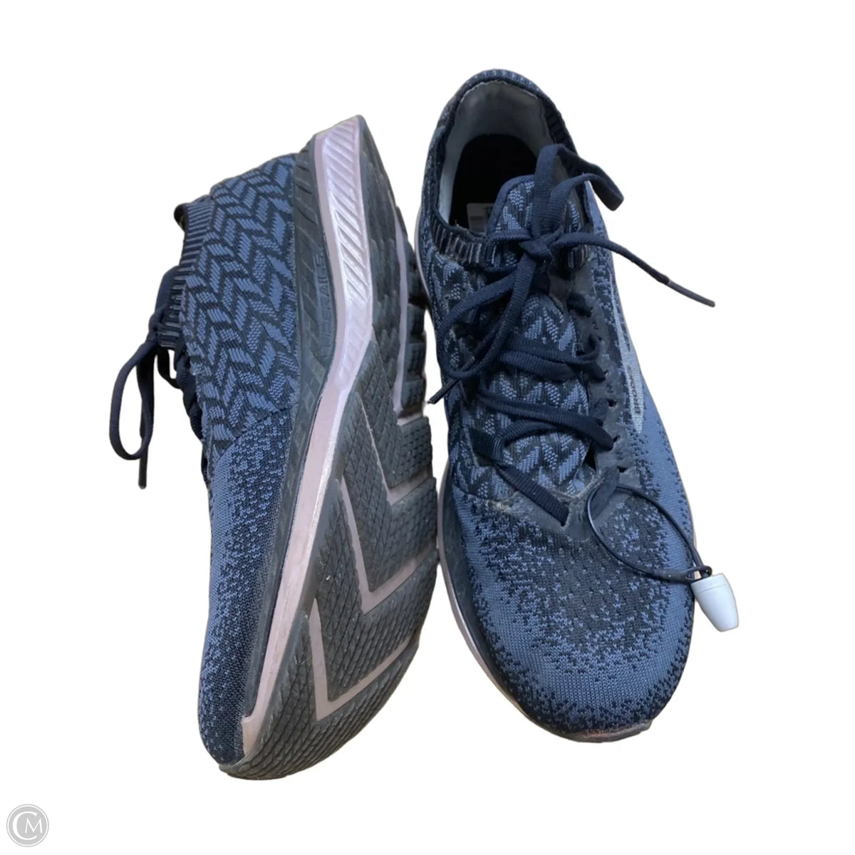 Shoes Athletic By Brooks In Grey, Size: 9.5