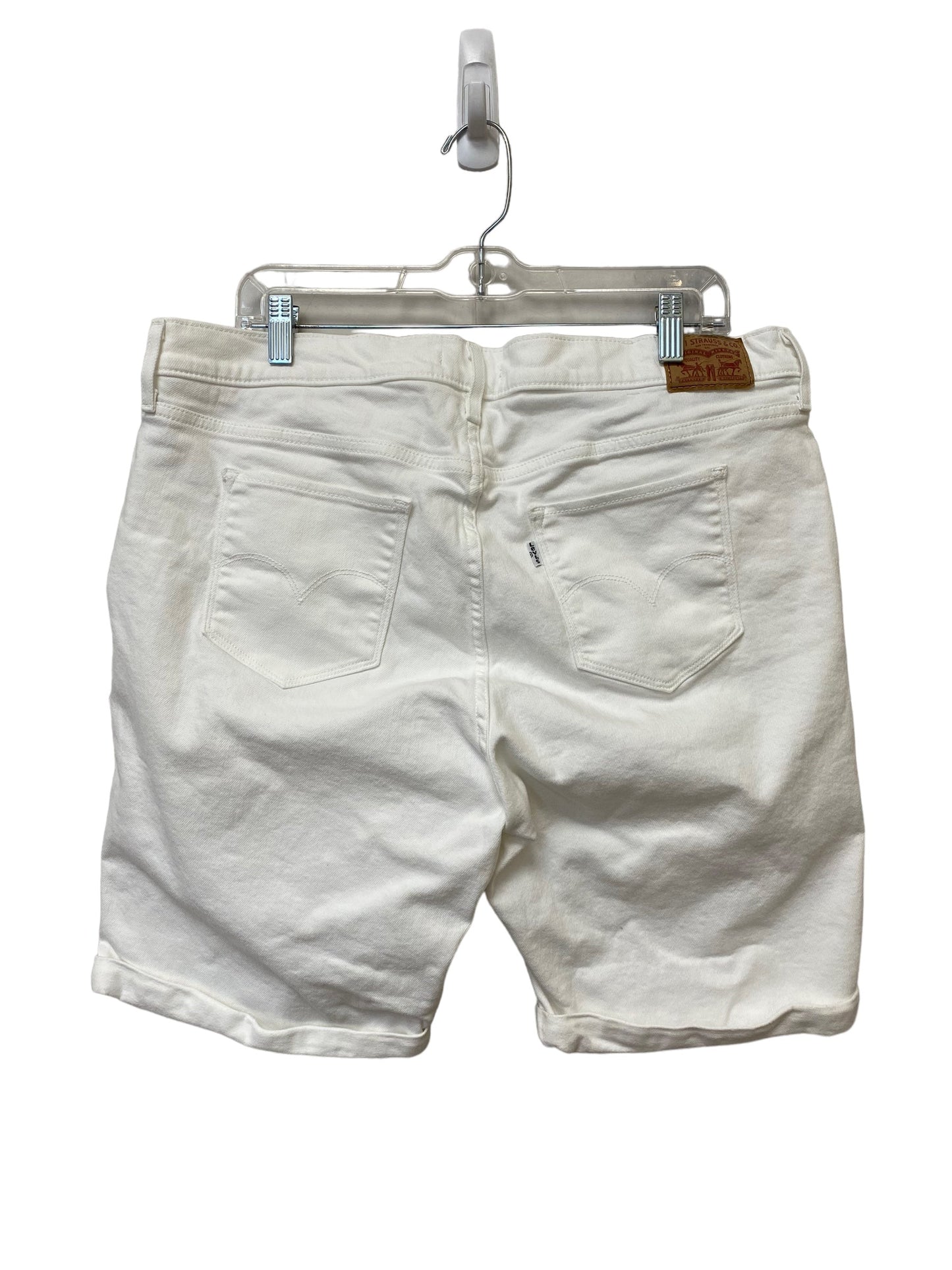 Shorts By Levis  Size: 18