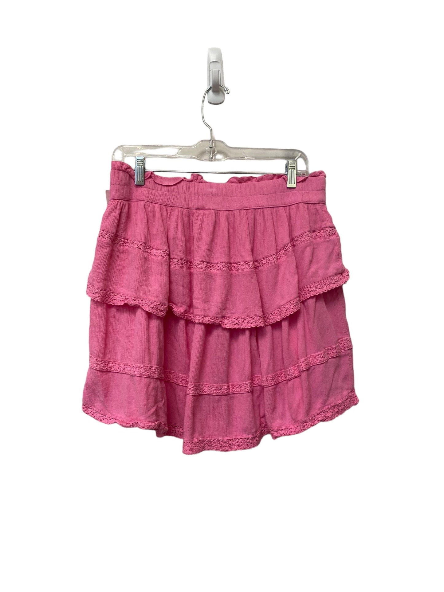 Skirt Mini & Short By Crown And Ivy  Size: L