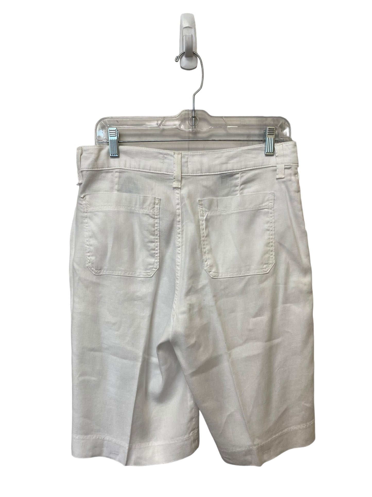 White Shorts Clothes Mentor, Size 4