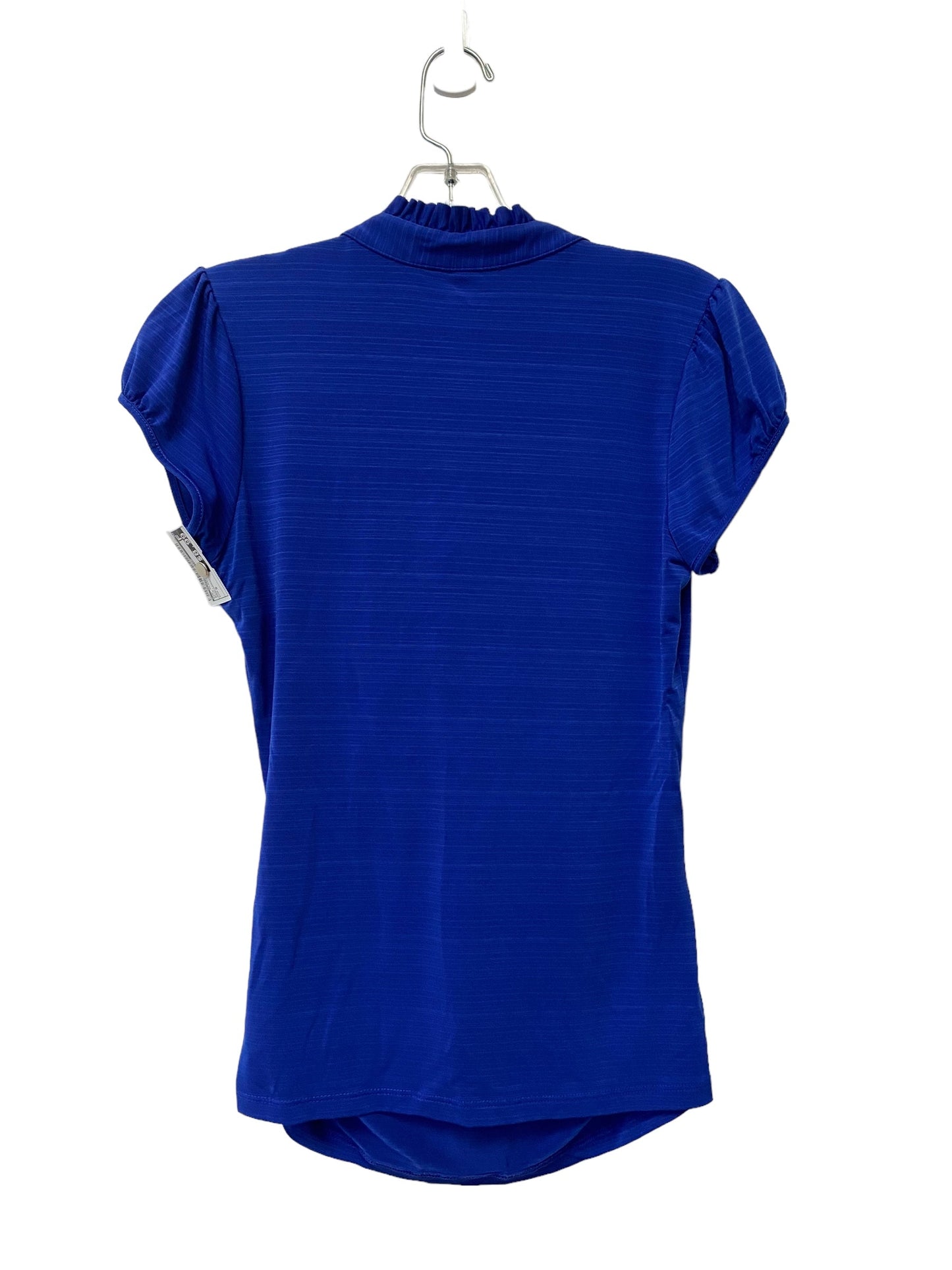 Blue Top Sleeveless Clothes Mentor, Size S