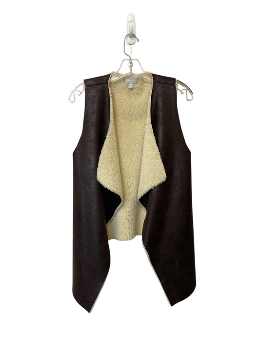 Vest Faux Fur & Sherpa By Nordstrom In Brown & Cream, Size: S