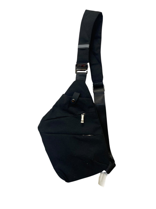 Crossbody By Clothes Mentor, Size: Medium