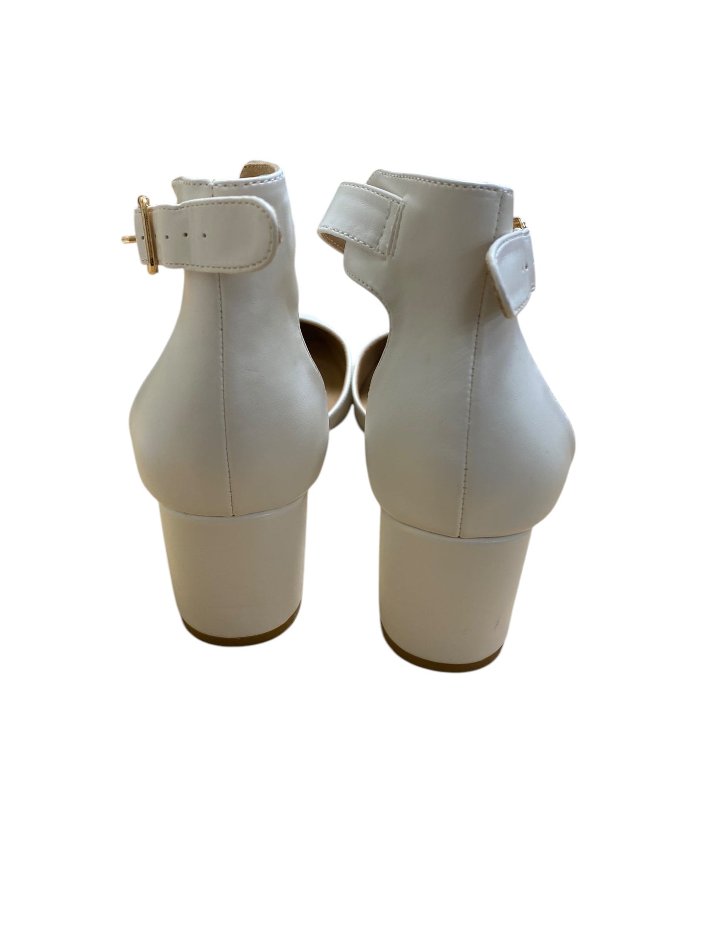 Shoes Heels Block By Clothes Mentor In White, Size: 9