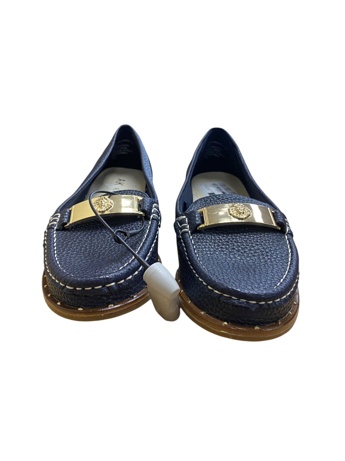 Shoes Flats By Anne Klein In Navy, Size: 5.5