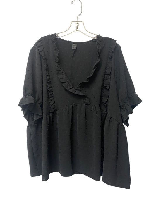 Top Short Sleeve By Shein In Black, Size: 4x