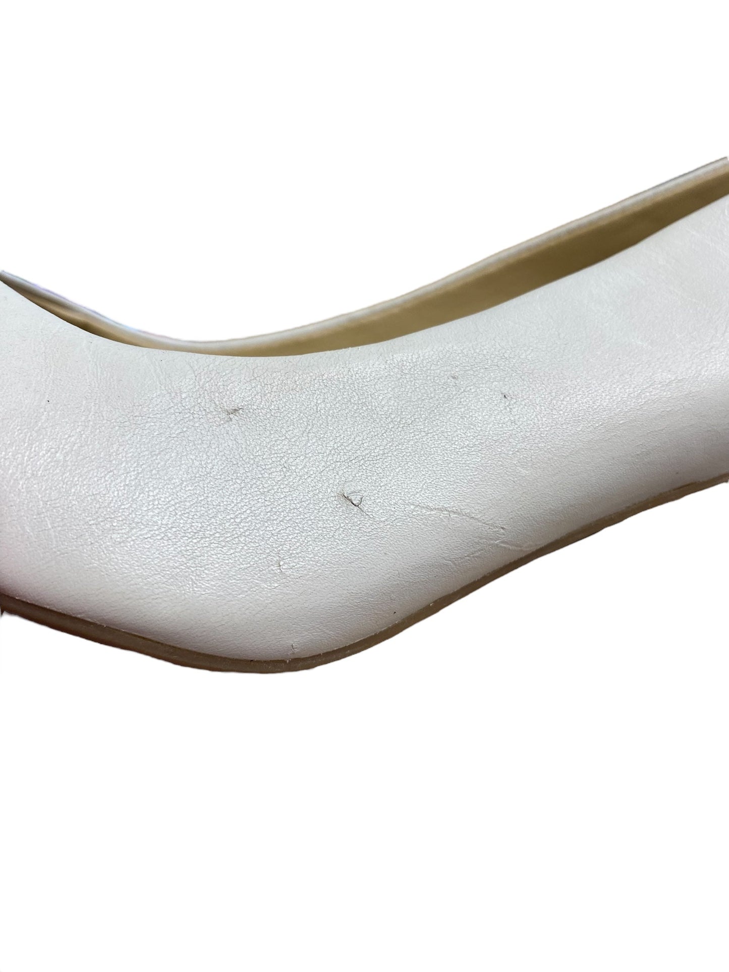 Shoes Heels Stiletto By Naturalizer In White, Size: 9