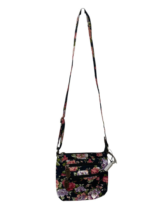 Crossbody By Clothes Mentor, Size: Medium