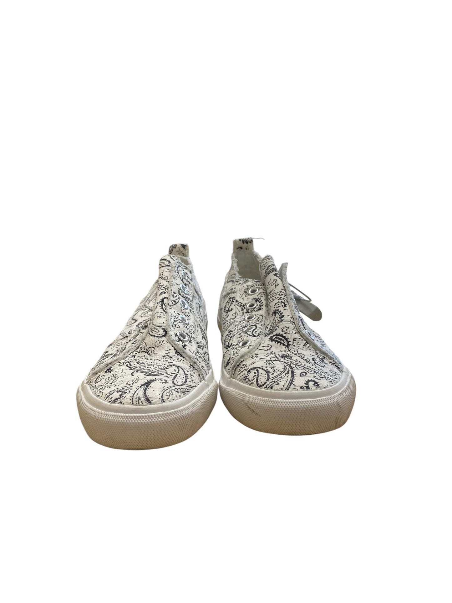 Shoes Sneakers By Corkys In White, Size: 9