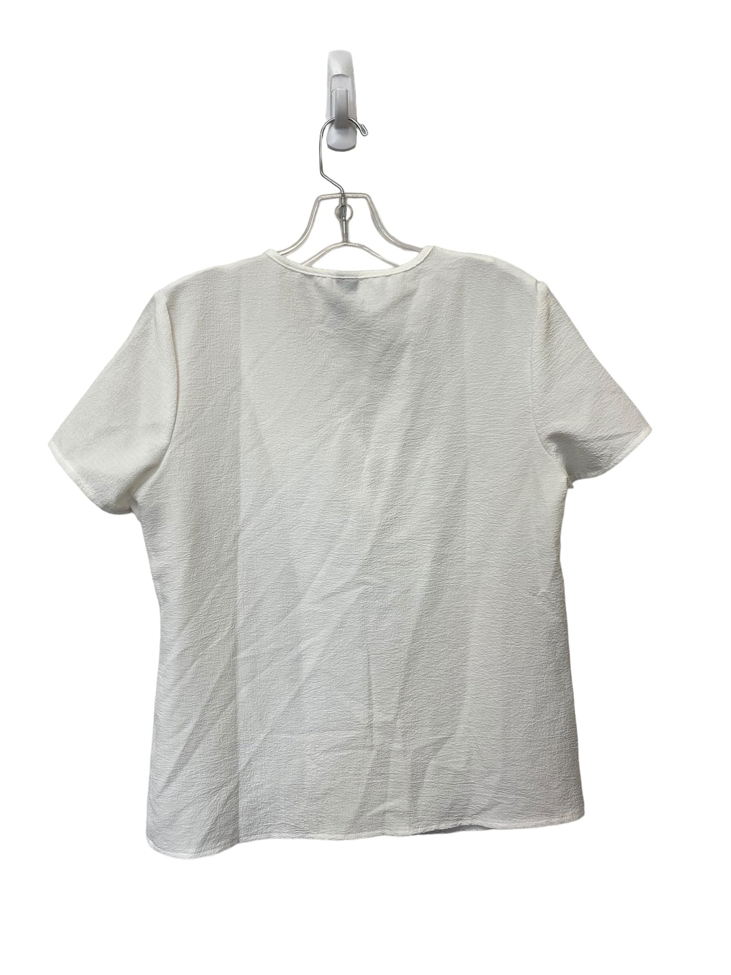 White Top Short Sleeve Clothes Mentor, Size S