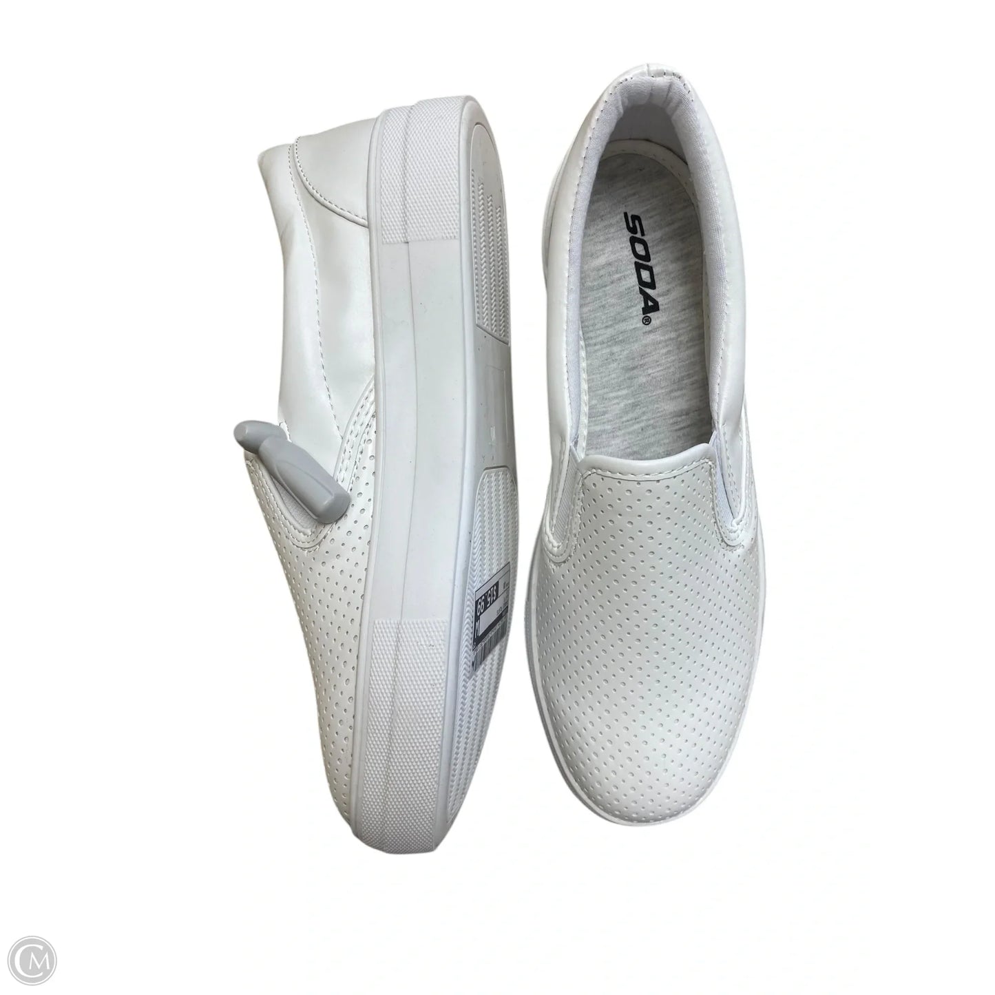 Shoes Flats By Soda In White, Size: 10