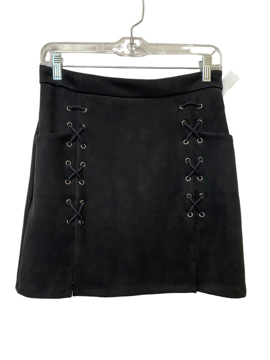 Skirt Mini & Short By Clothes Mentor In Black, Size: M