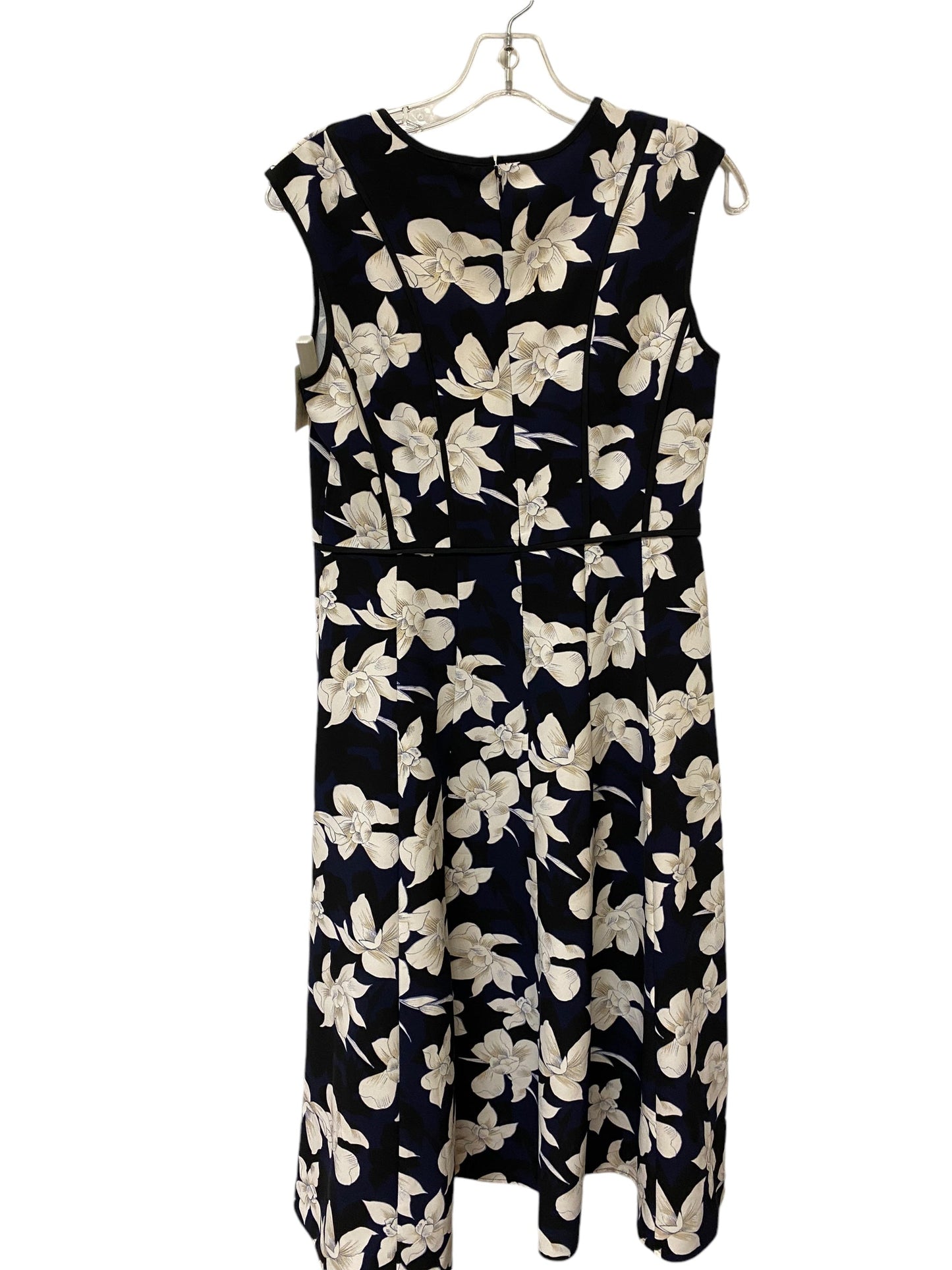 Dress Casual Midi By Ann Taylor In Floral Print, Size: 4