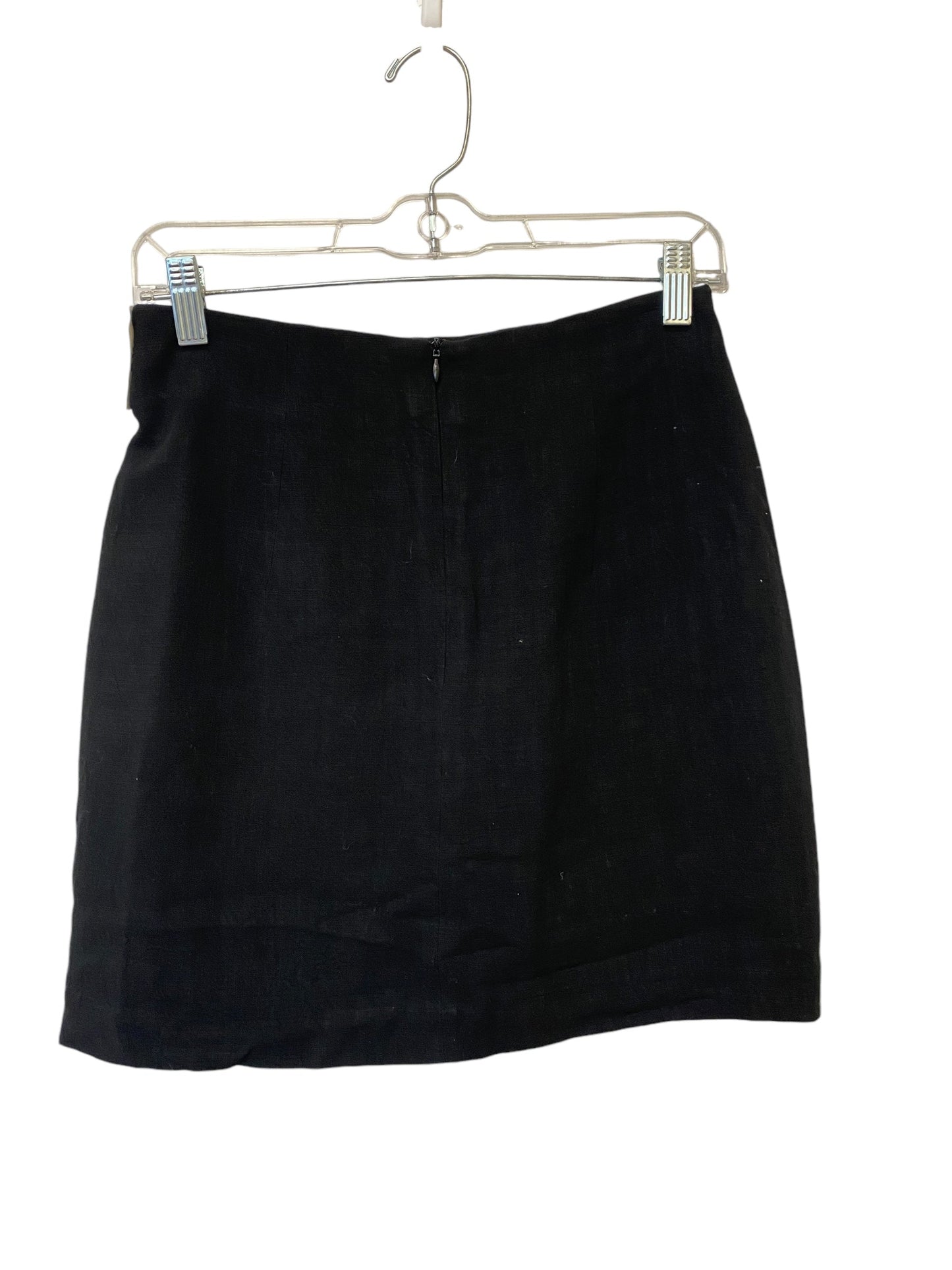 Skirt Mini & Short By Entro In Black, Size: S