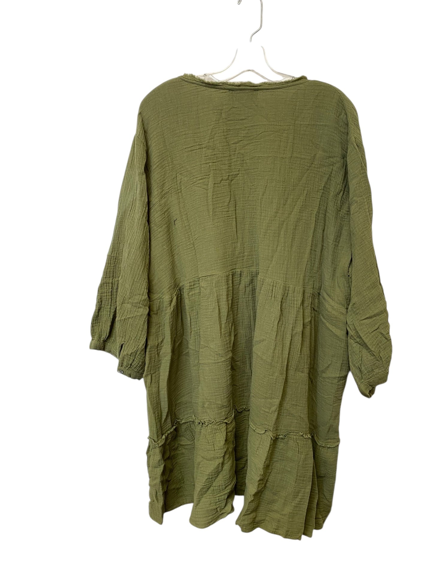 Dress Casual Short By Clothes Mentor In Green, Size: 3x