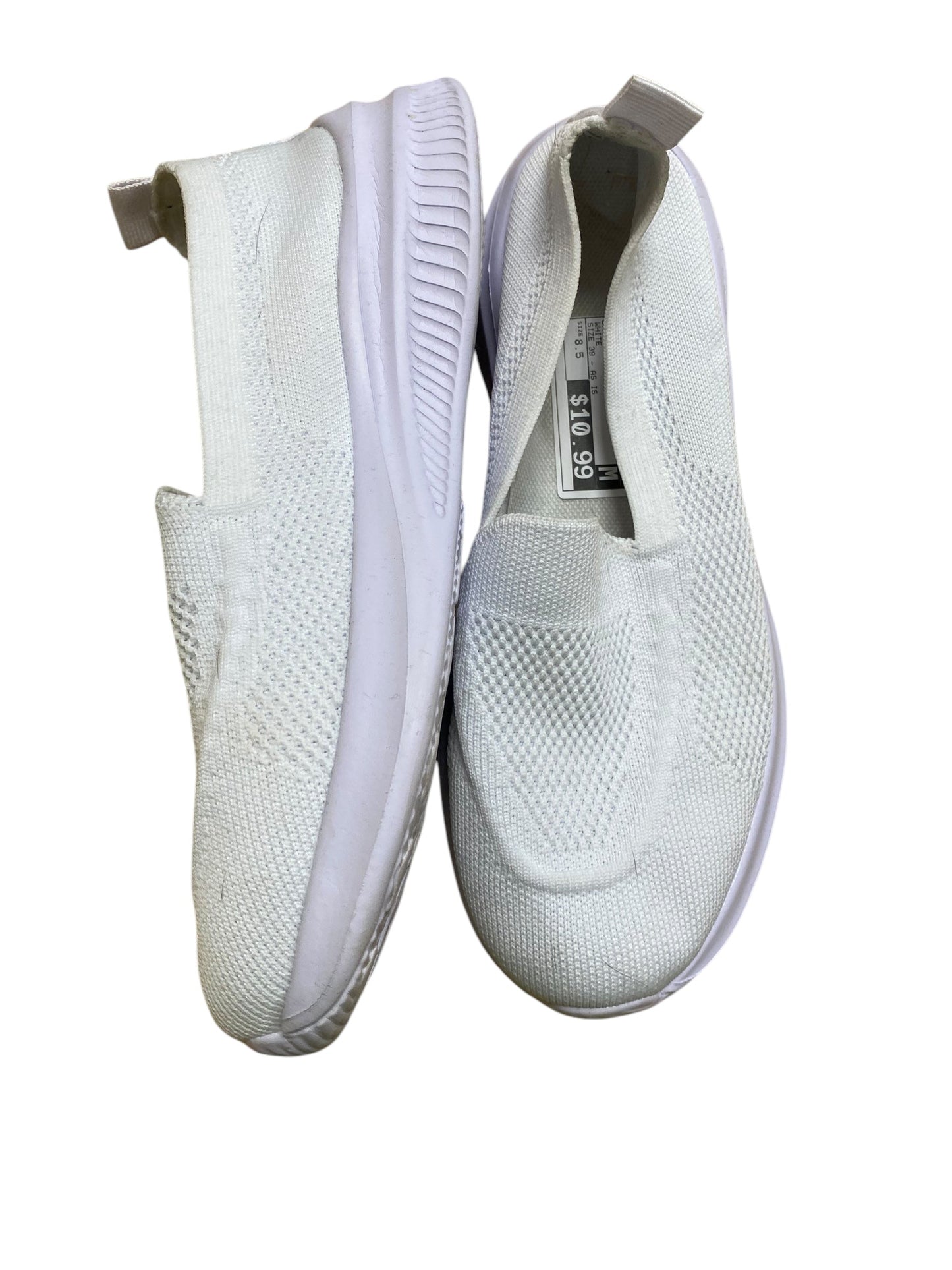 Shoes Flats By Clothes Mentor In White, Size: 8.5