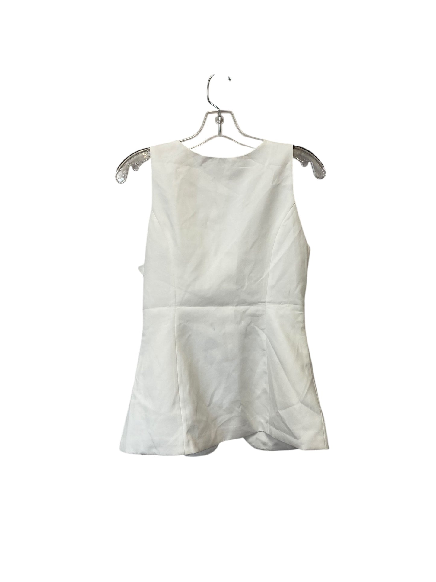 Tunic Sleeveless By Clothes Mentor In White, Size: Xs