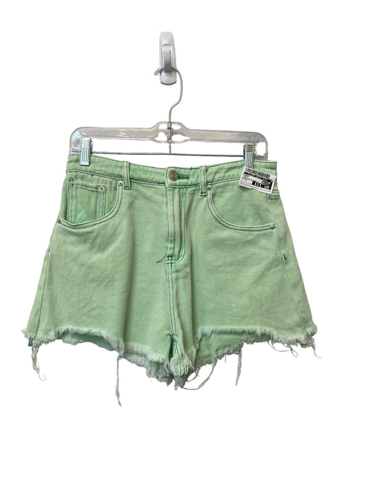 Green Shorts Clothes Mentor, Size M