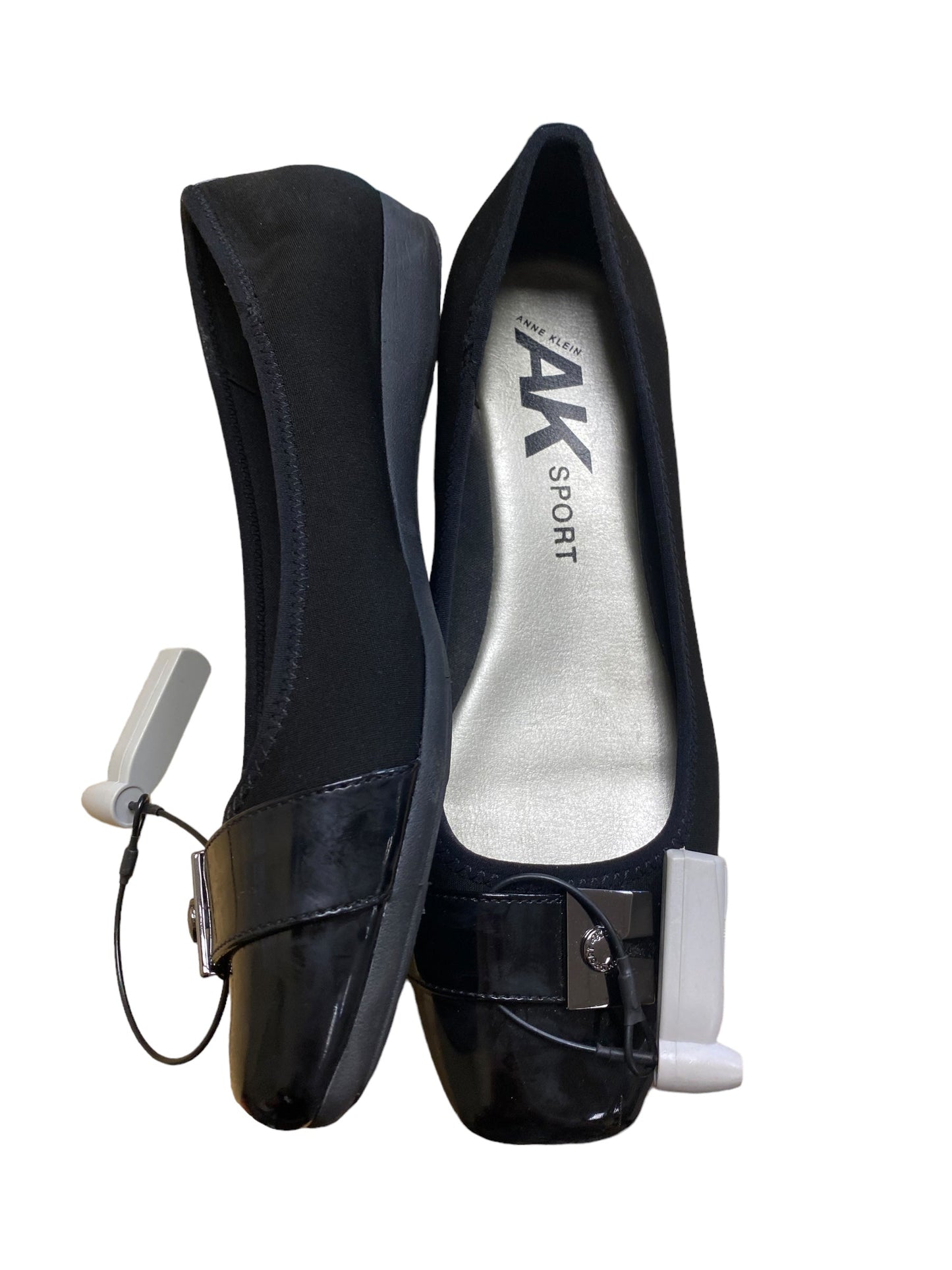 Black Shoes Flats Anne Klein, Size 9.5