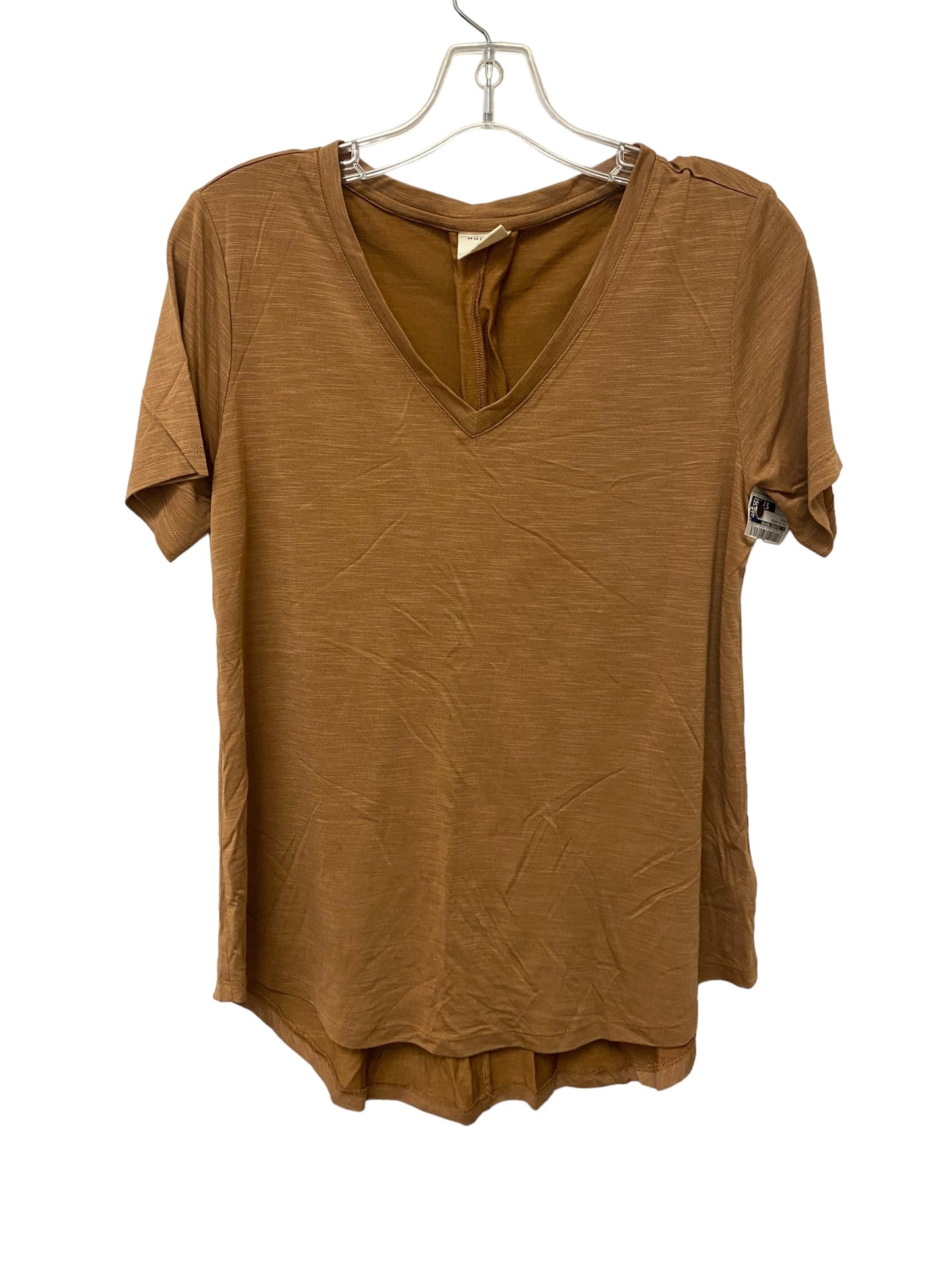 Top Short Sleeve Basic By Clothes Mentor  Size: S