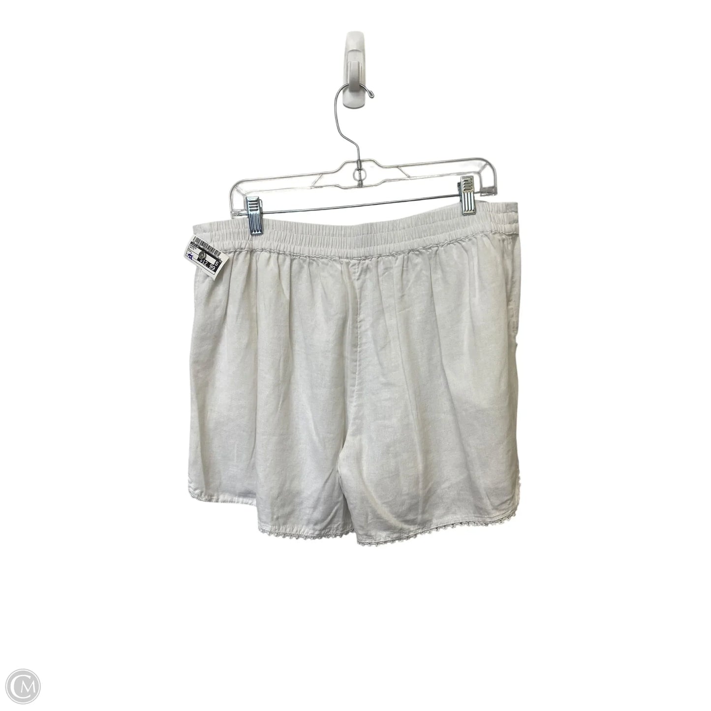 Shorts By Caslon In White, Size: L