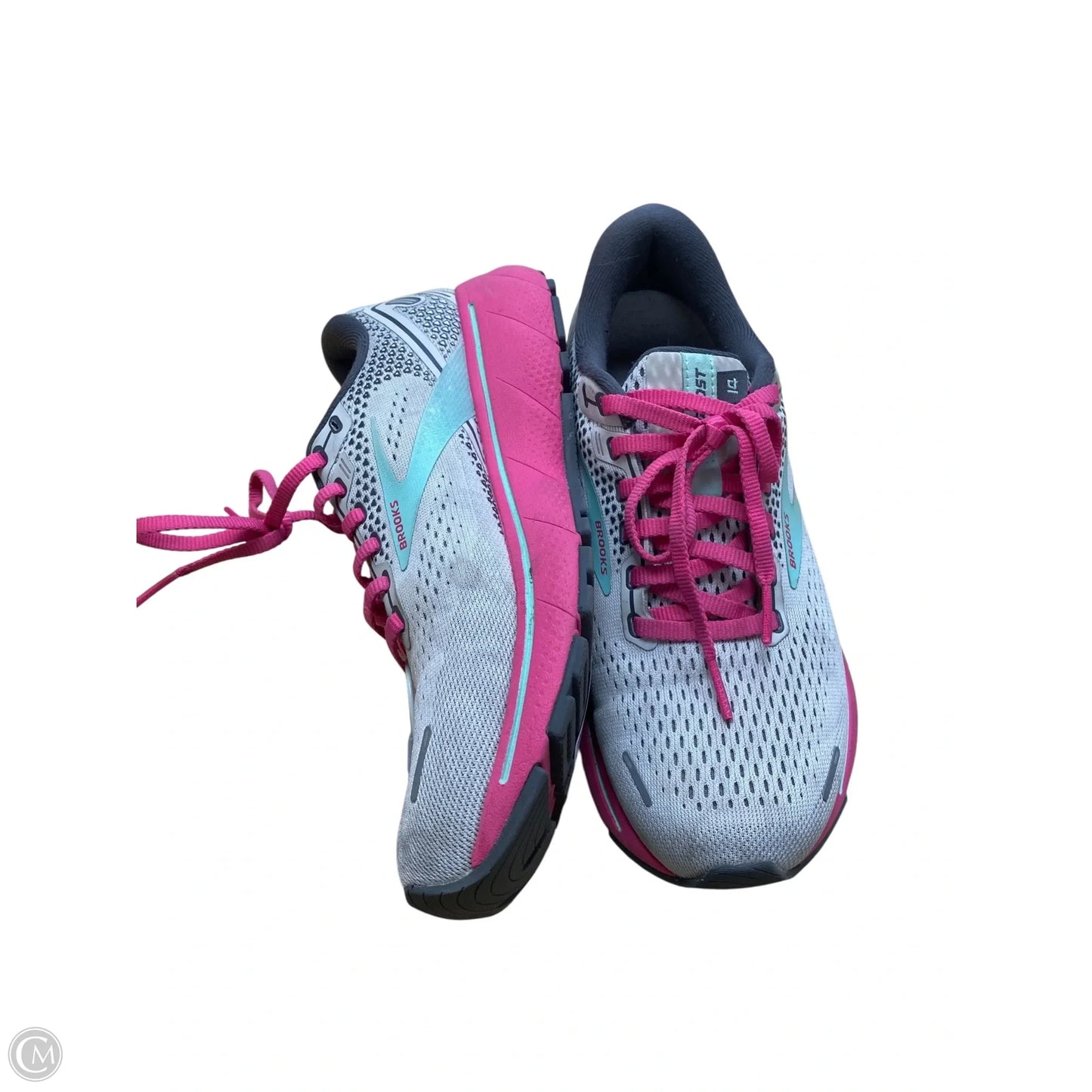 Shoes Athletic By Brooks In Grey & Pink, Size: 7.5