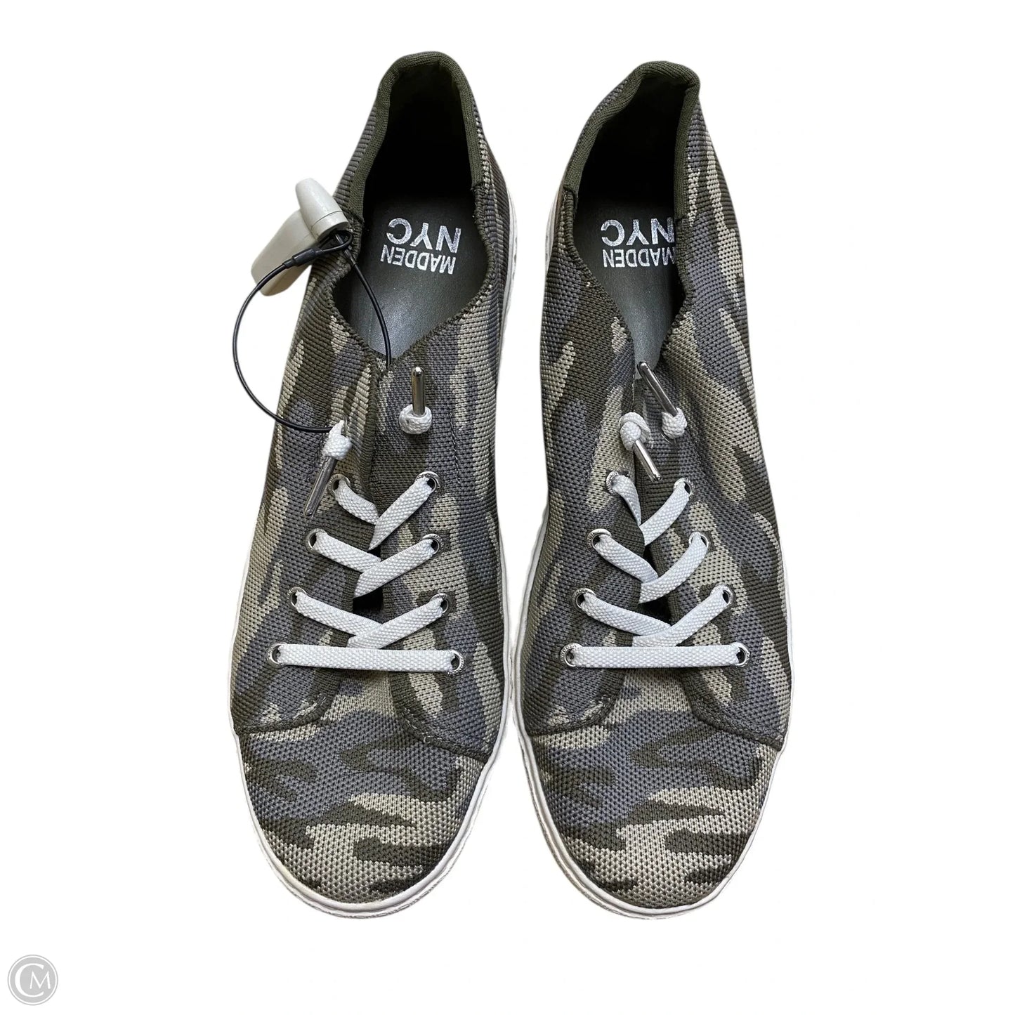 Shoes Flats By Madden Nyc In Camouflage Print, Size: 11