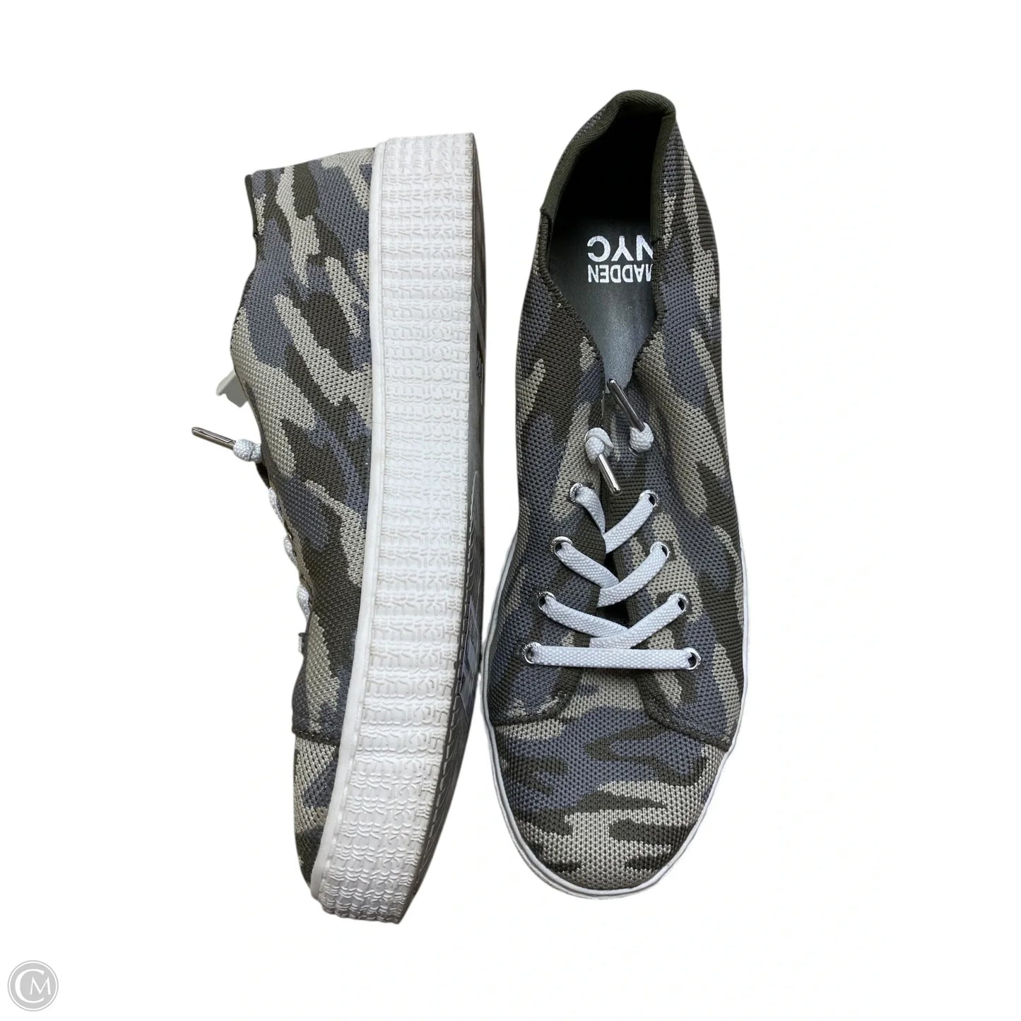 Shoes Flats By Madden Nyc In Camouflage Print, Size: 11
